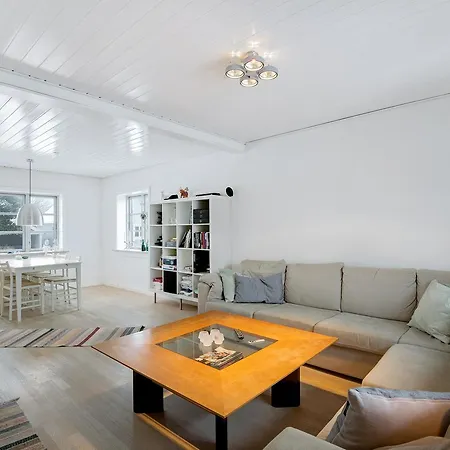 Holiday House Dr. Alexandrines Vej 020144 度假居 斯卡恩
